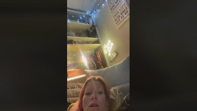 BlondeSquirter